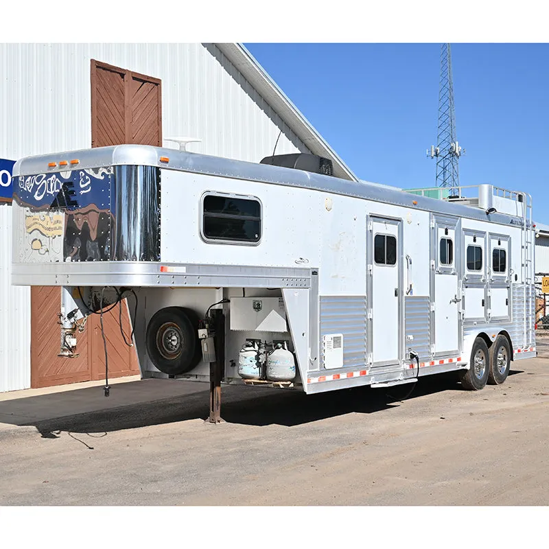 2006 Elite 3 Horse Trailer with 10' LQ