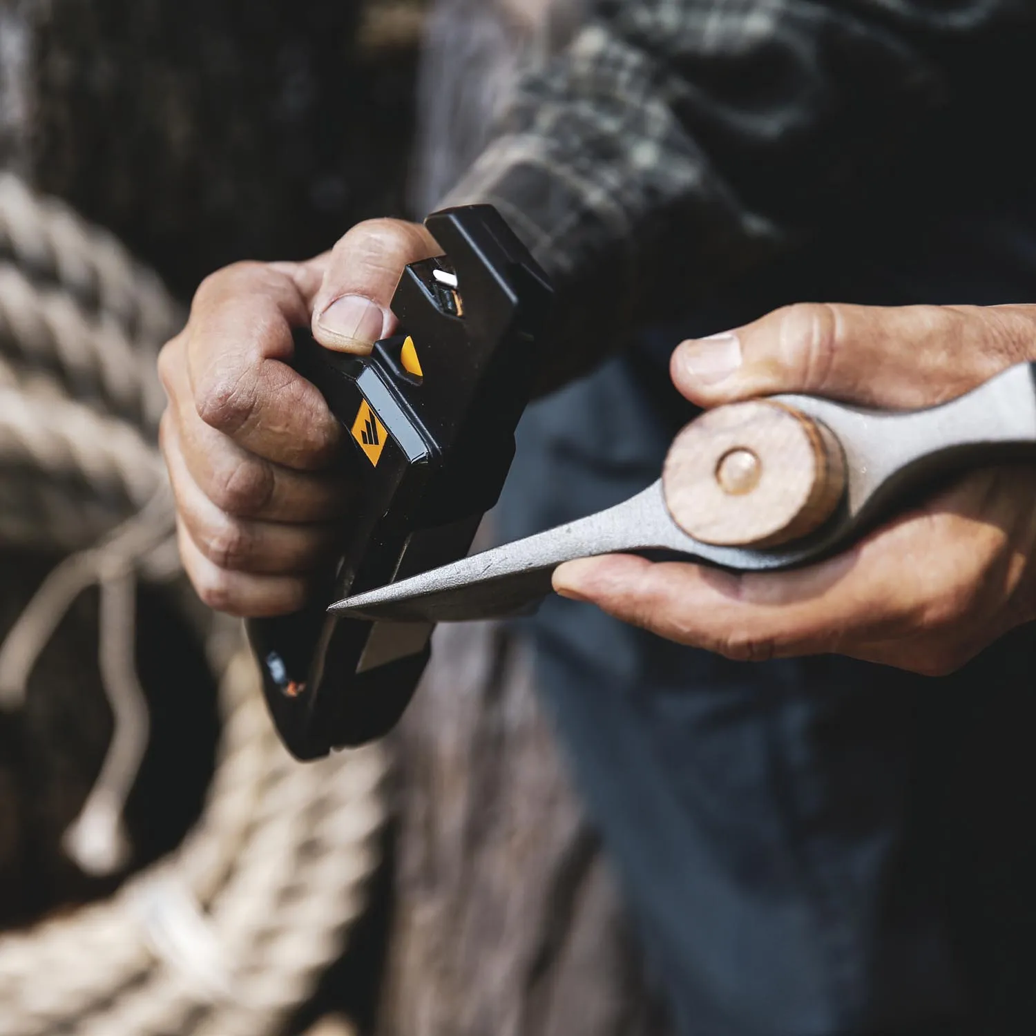 Pivot Pro™ Knife Sharpener